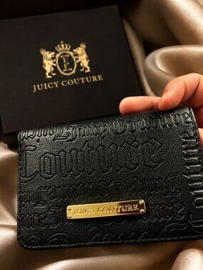 Juicy Couture Black Embossed Logo Wallet Card Holder Keychain Y2K Glam